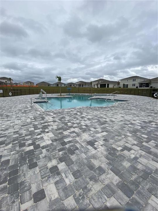 For Rent: $2,200 (4 beds, 2 baths, 1865 Square Feet)