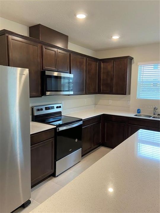 For Rent: $2,200 (4 beds, 2 baths, 1865 Square Feet)