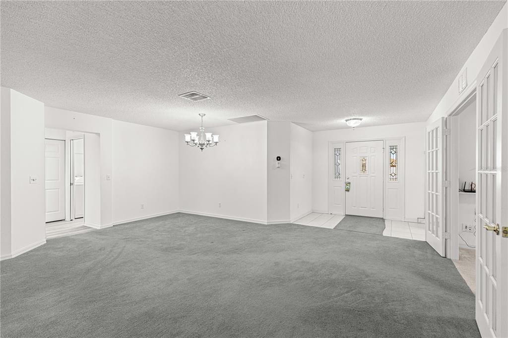 En Venta: $249,900 (2 camas, 2 baños, 1683 Pies cuadrados)