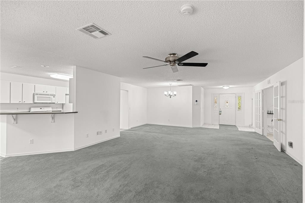 En Venta: $249,900 (2 camas, 2 baños, 1683 Pies cuadrados)