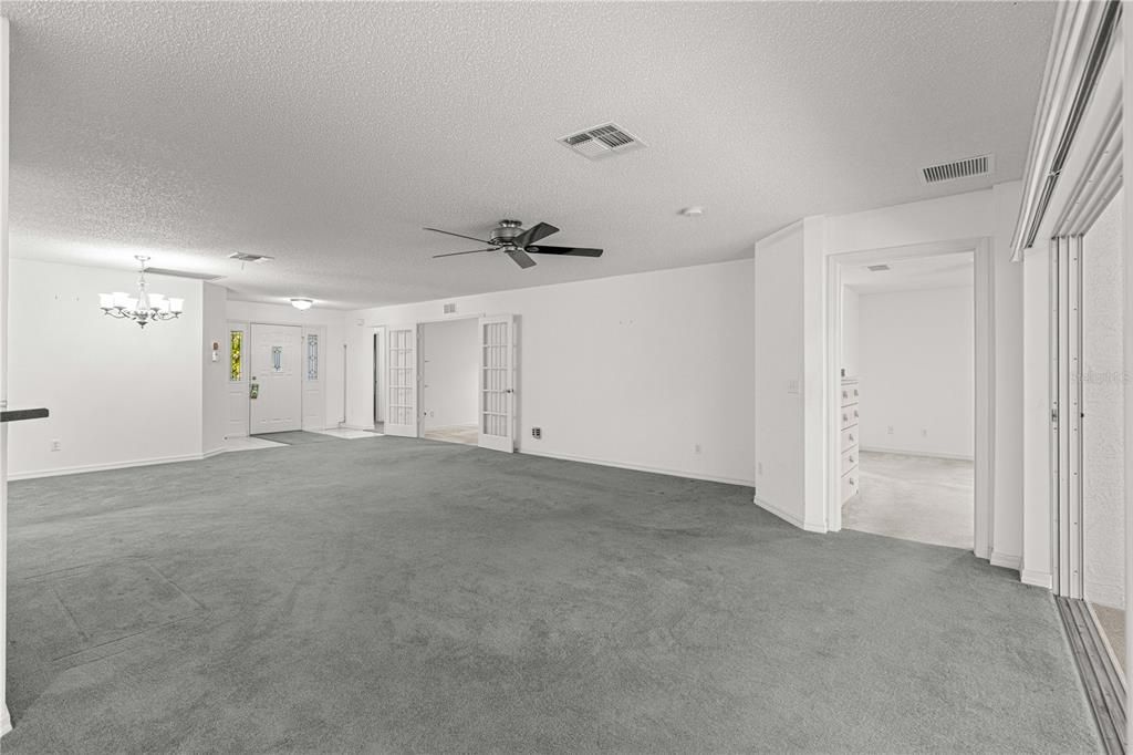 En Venta: $249,900 (2 camas, 2 baños, 1683 Pies cuadrados)