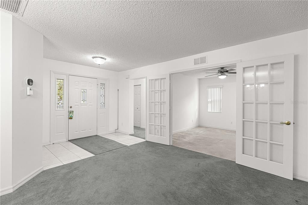 En Venta: $249,900 (2 camas, 2 baños, 1683 Pies cuadrados)