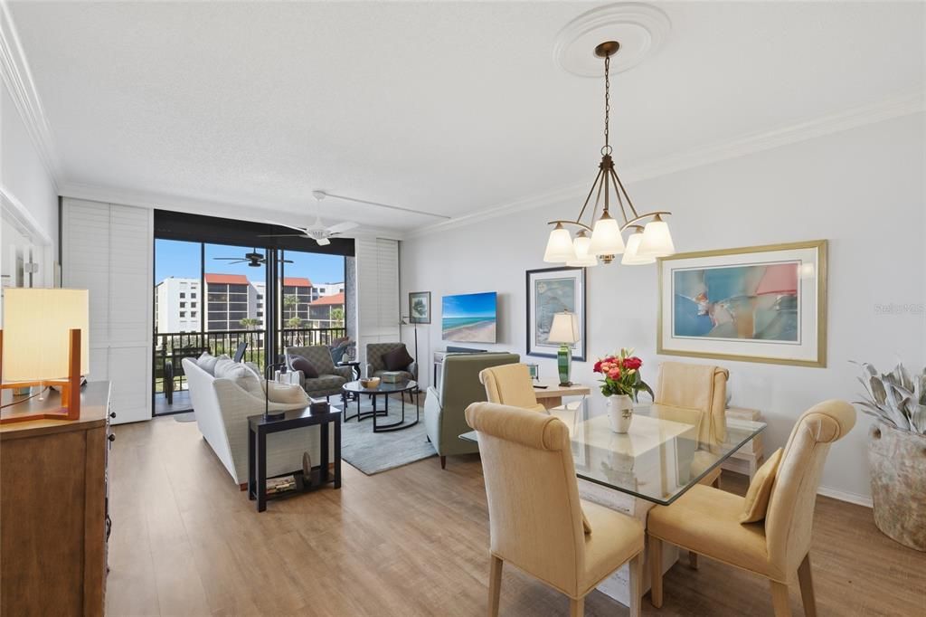 待售: $754,500 (2 贝兹, 2 浴室, 1257 平方英尺)