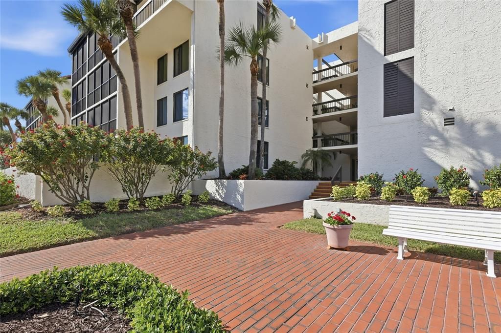 待售: $754,500 (2 贝兹, 2 浴室, 1257 平方英尺)