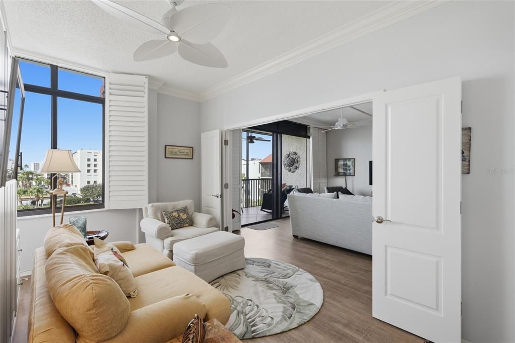 待售: $754,500 (2 贝兹, 2 浴室, 1257 平方英尺)