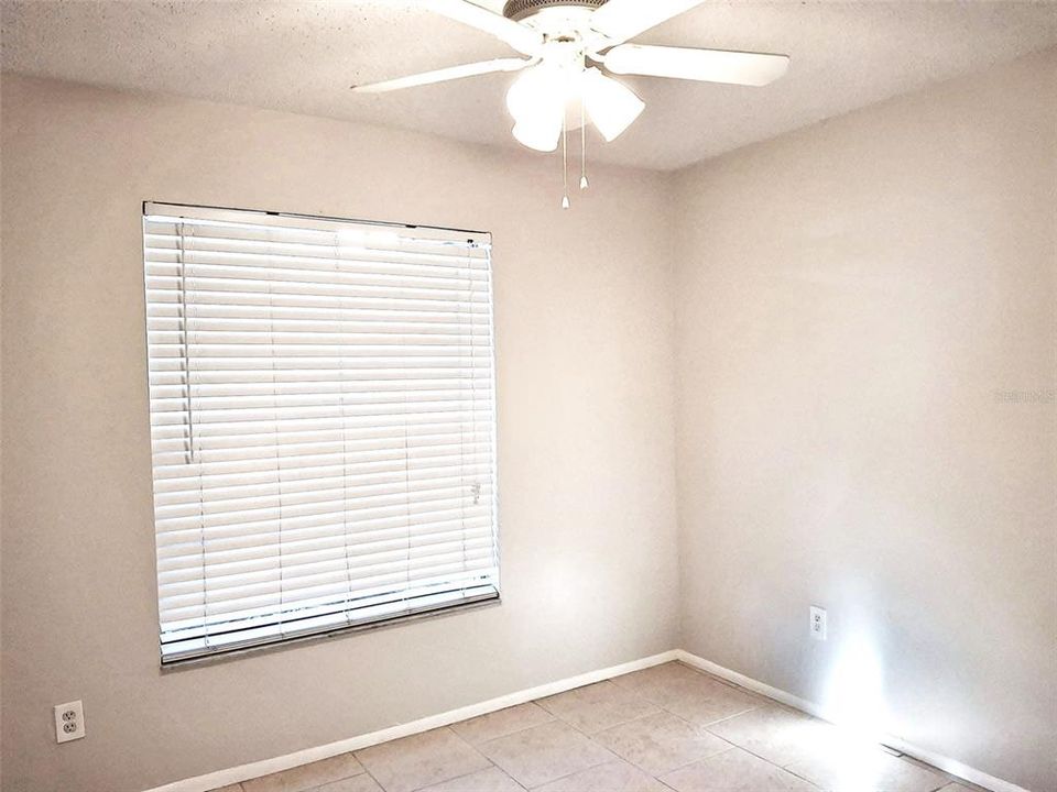 出租: $2,375 (3 贝兹, 2 浴室, 1039 平方英尺)