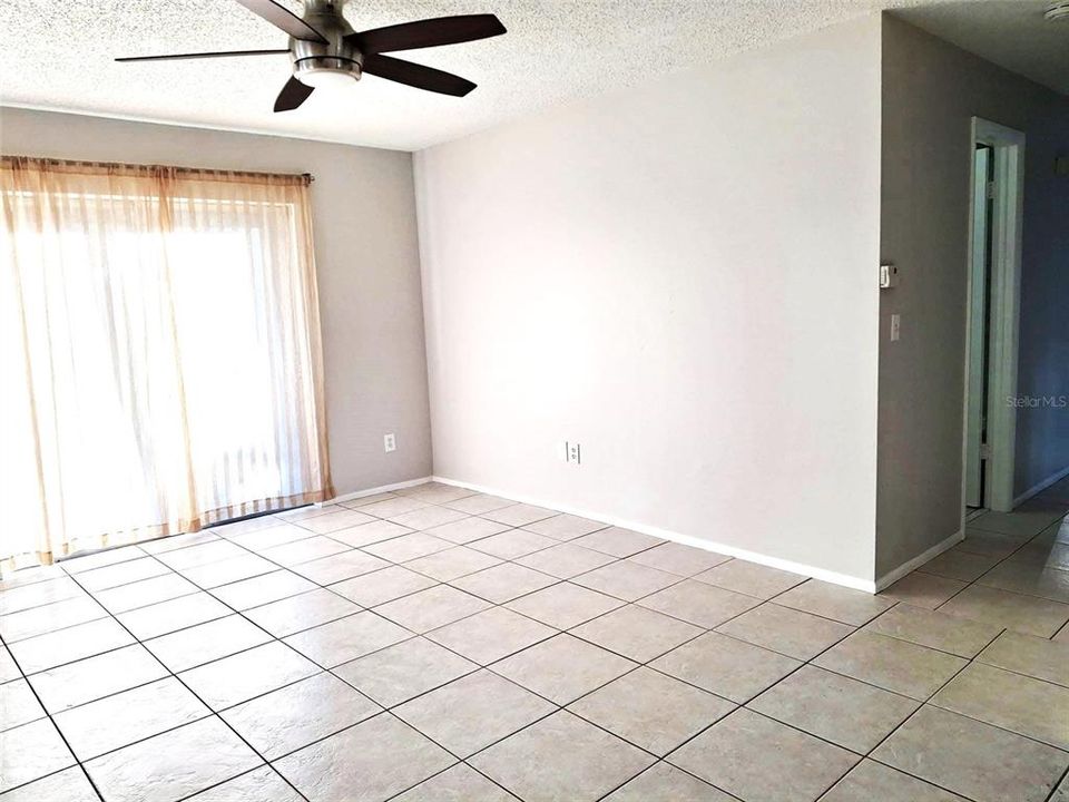 出租: $2,375 (3 贝兹, 2 浴室, 1039 平方英尺)