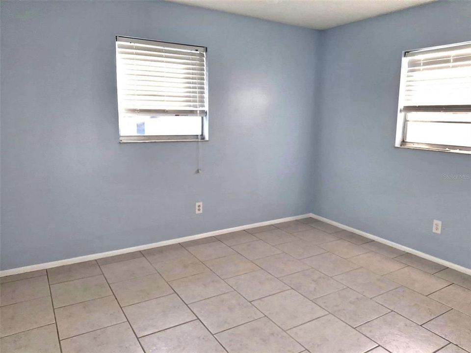 出租: $2,375 (3 贝兹, 2 浴室, 1039 平方英尺)