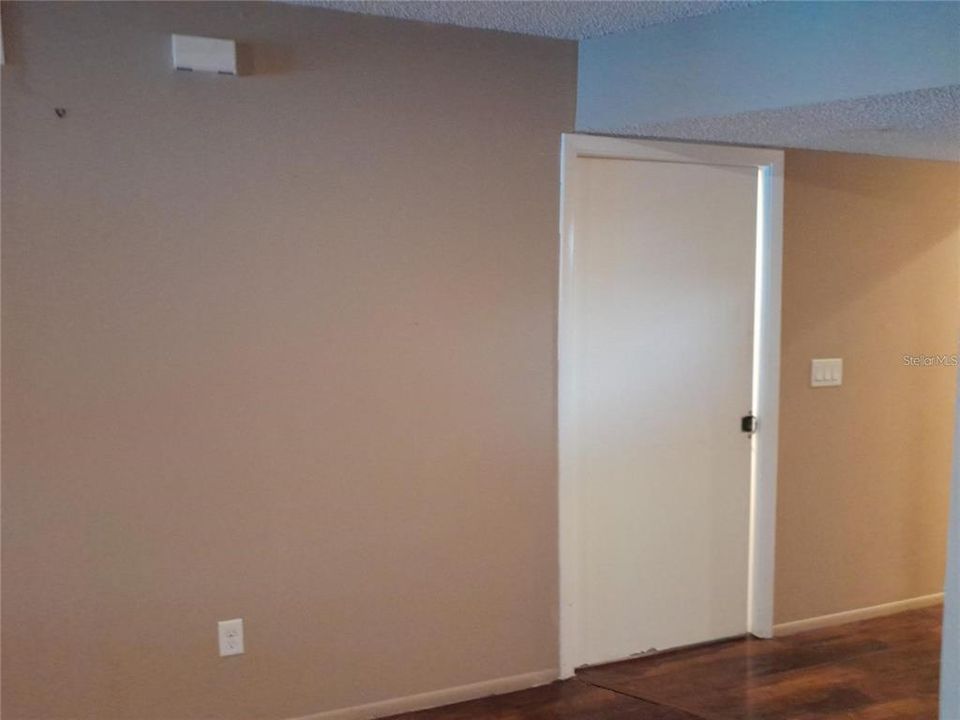 На продажу: $179,000 (2 спален, 2 ванн, 960 Квадратных фут)