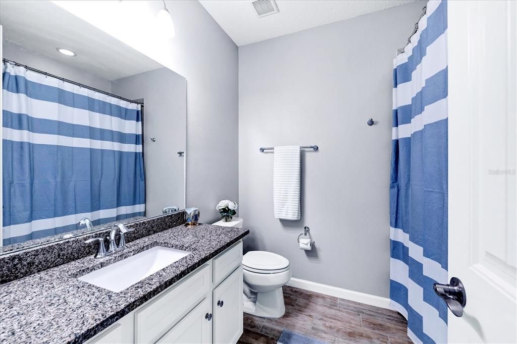 待售: $479,000 (4 贝兹, 2 浴室, 2052 平方英尺)