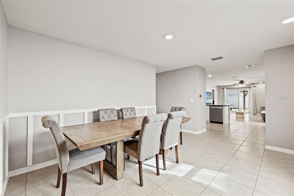 For Sale: $347,000 (3 beds, 2 baths, 1516 Square Feet)