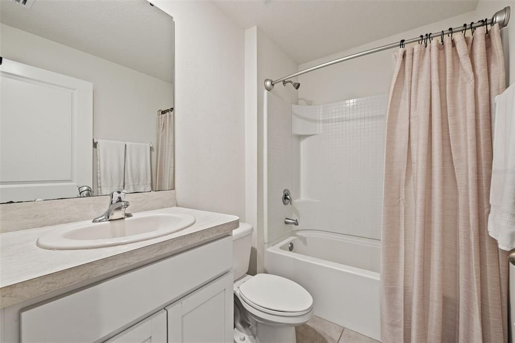 For Sale: $347,000 (3 beds, 2 baths, 1516 Square Feet)