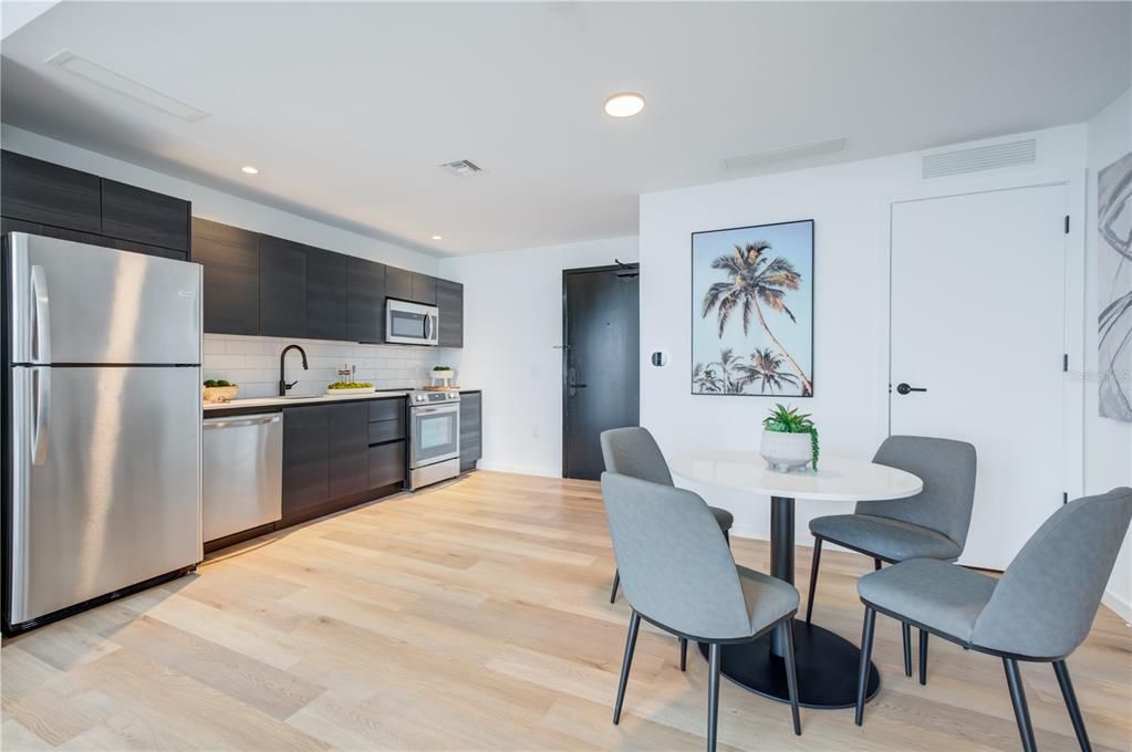 For Rent: $3,400 (2 beds, 2 baths, 769 Square Feet)