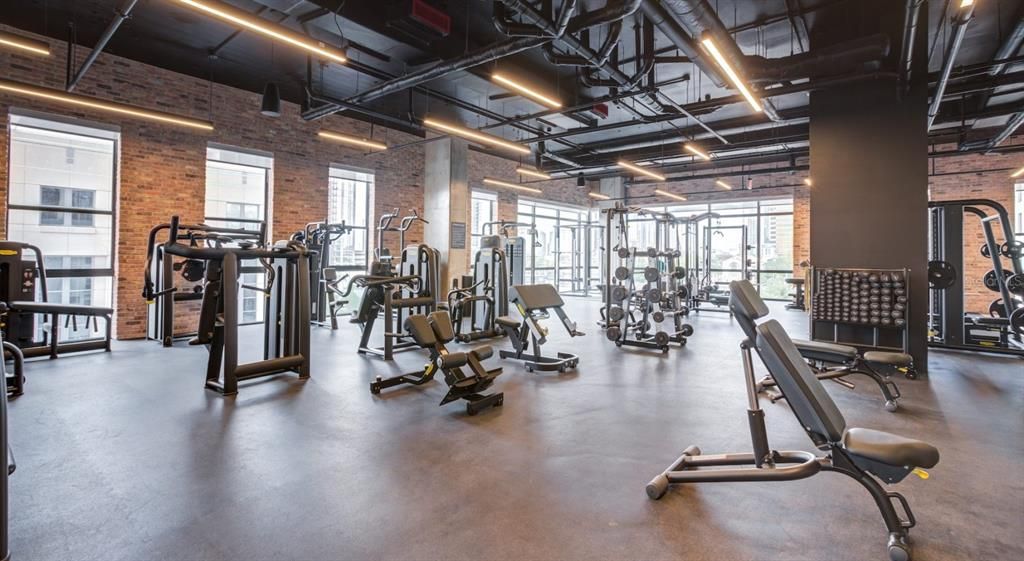 For Rent: $3,400 (2 beds, 2 baths, 769 Square Feet)