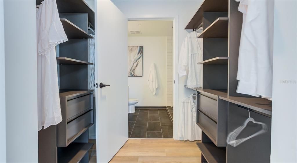 For Rent: $3,400 (2 beds, 2 baths, 769 Square Feet)