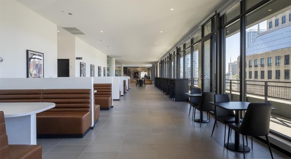 For Rent: $3,400 (2 beds, 2 baths, 769 Square Feet)