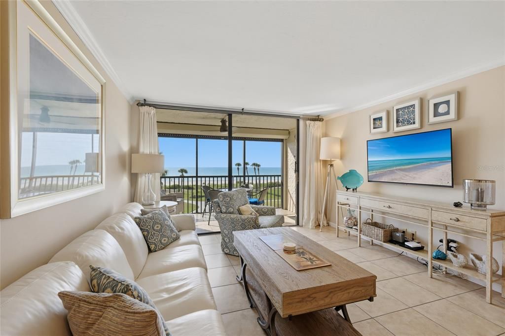 待售: $749,500 (2 贝兹, 2 浴室, 933 平方英尺)