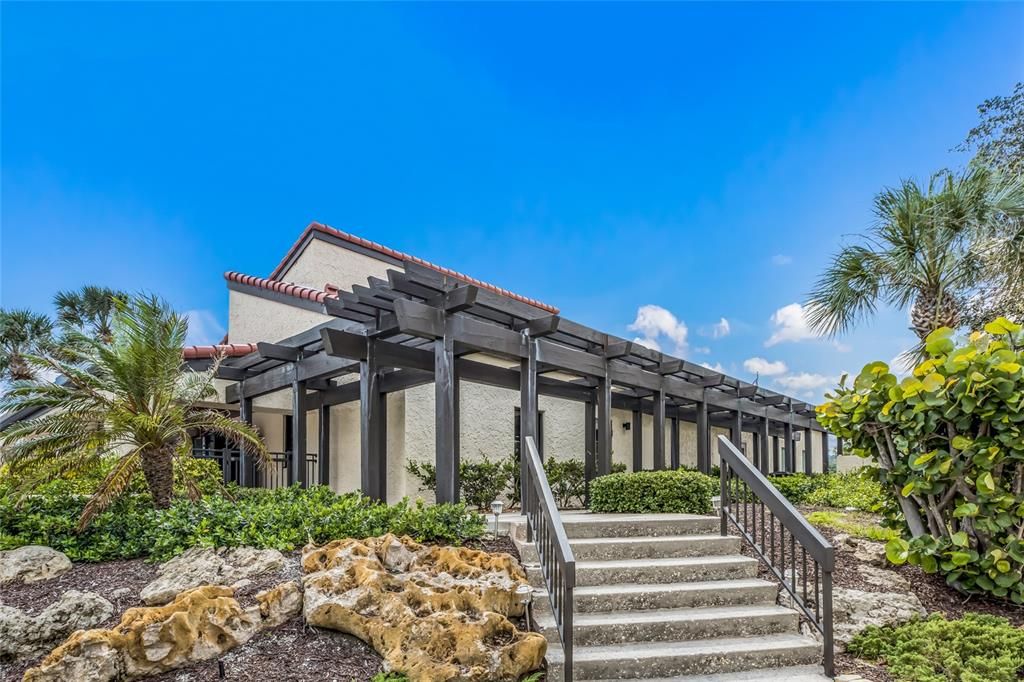 待售: $749,500 (2 贝兹, 2 浴室, 933 平方英尺)