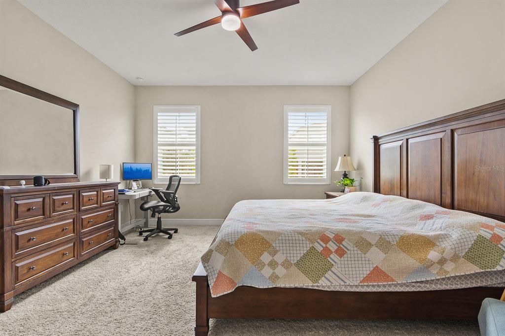 待售: $529,999 (4 贝兹, 2 浴室, 2427 平方英尺)