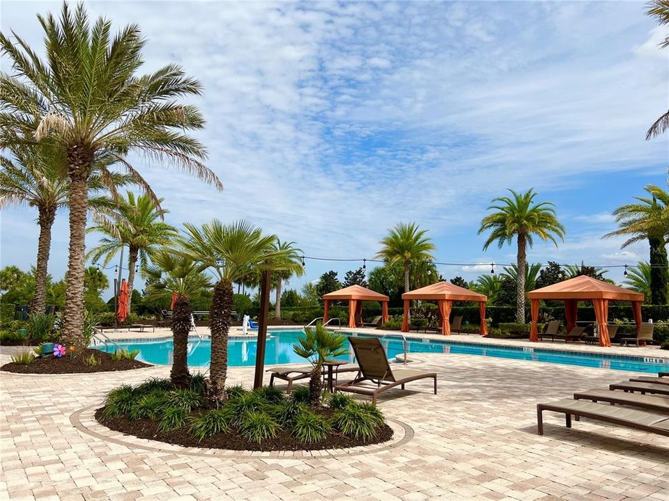 En Venta: $549,900 (2 camas, 2 baños, 2258 Pies cuadrados)