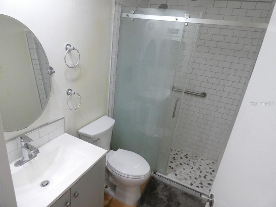 For Sale: $69,900 (1 beds, 1 baths, 605 Square Feet)