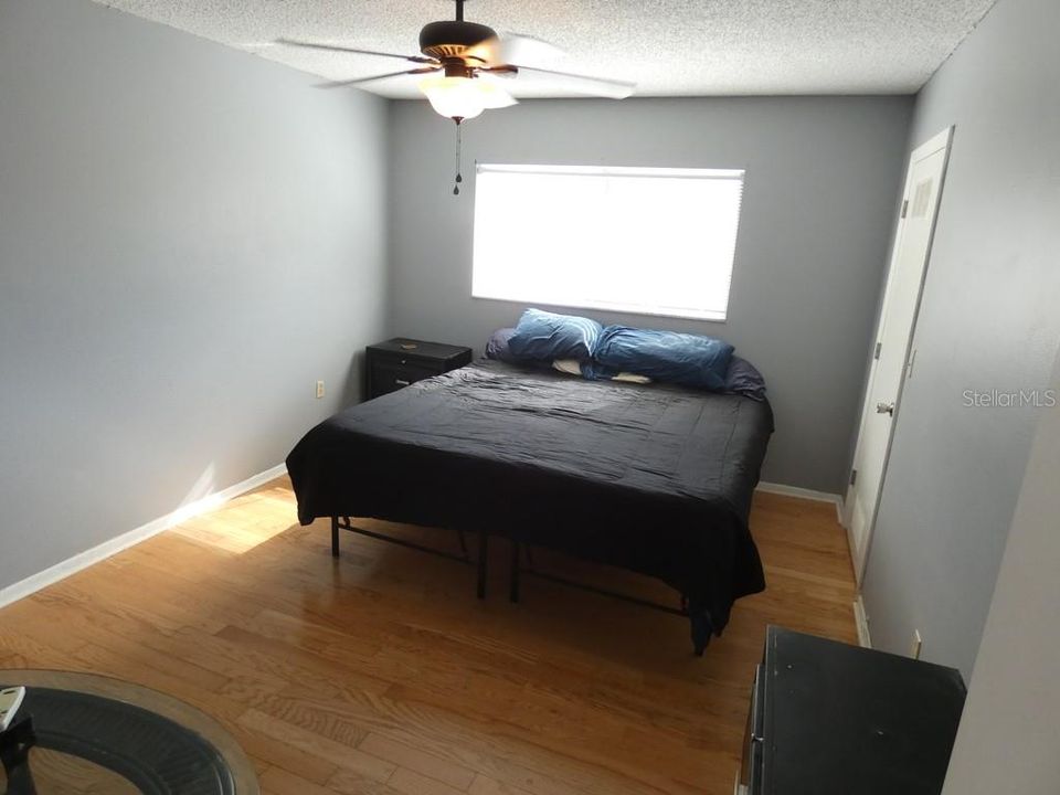 For Sale: $69,900 (1 beds, 1 baths, 605 Square Feet)