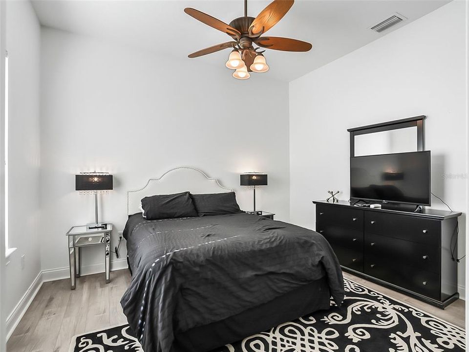 На продажу: $1,595,000 (4 спален, 2 ванн, 2467 Квадратных фут)