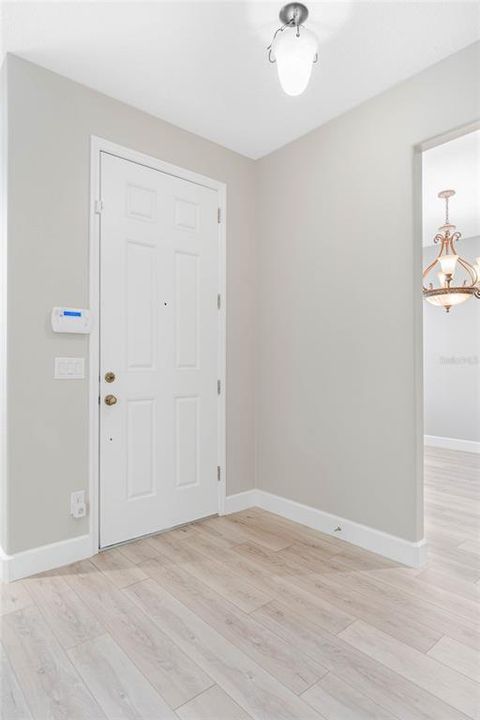 出租: $3,200 (4 贝兹, 2 浴室, 2433 平方英尺)