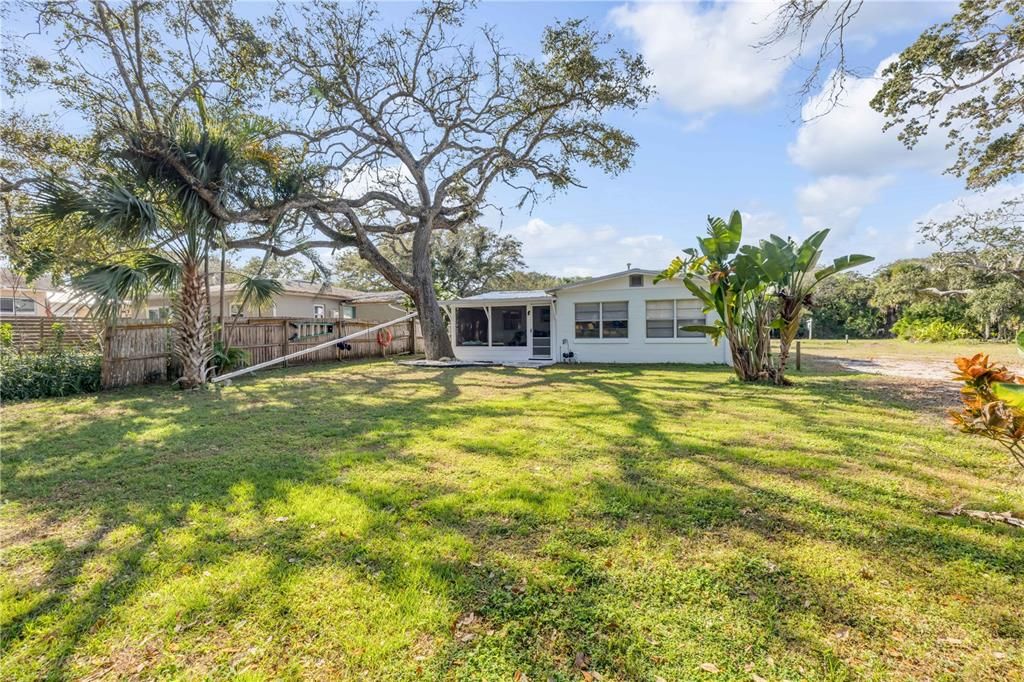Activo con contrato: $422,500 (2 camas, 1 baños, 1016 Pies cuadrados)