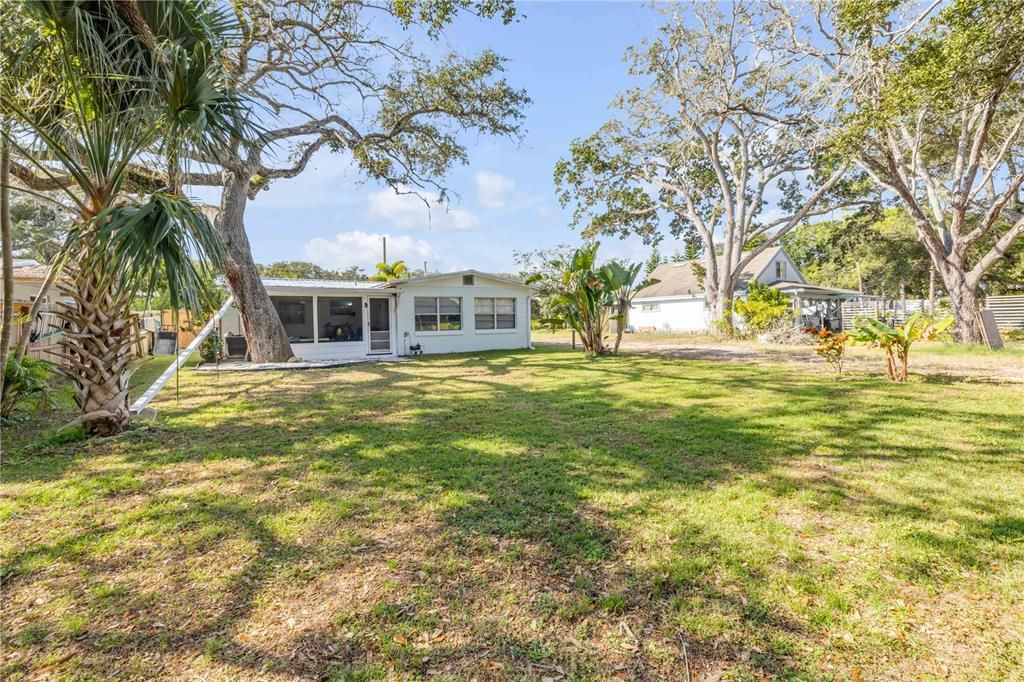 Activo con contrato: $422,500 (2 camas, 1 baños, 1016 Pies cuadrados)