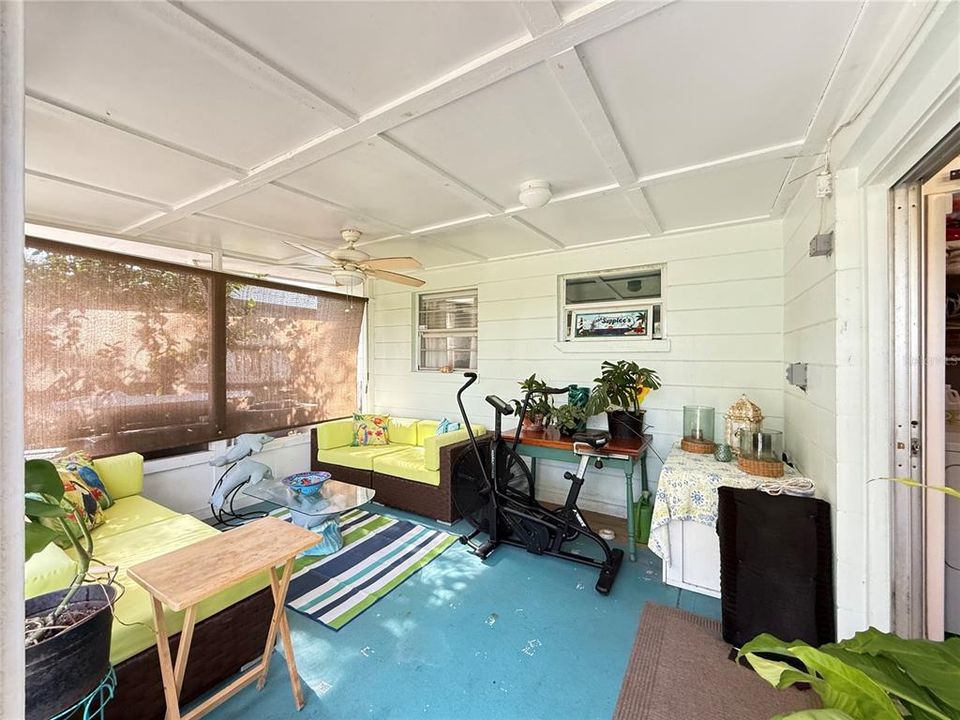 Activo con contrato: $422,500 (2 camas, 1 baños, 1016 Pies cuadrados)