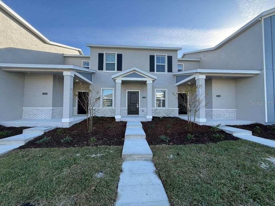 For Rent: $2,450 (3 beds, 2 baths, 1615 Square Feet)