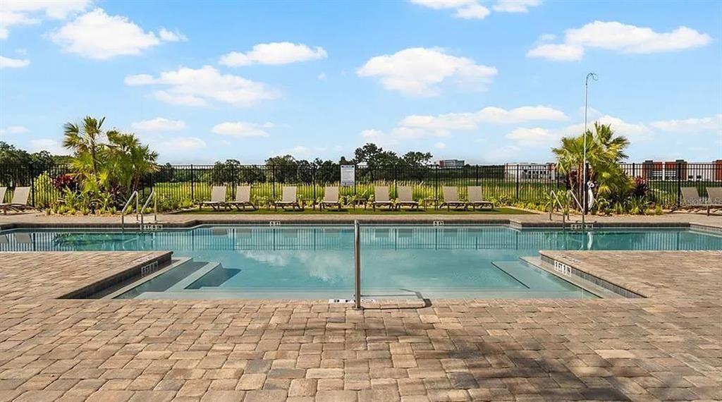 For Rent: $2,450 (3 beds, 2 baths, 1615 Square Feet)