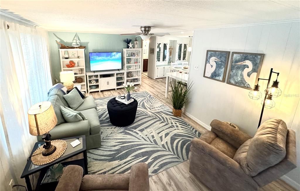 待售: $245,000 (2 贝兹, 2 浴室, 1343 平方英尺)