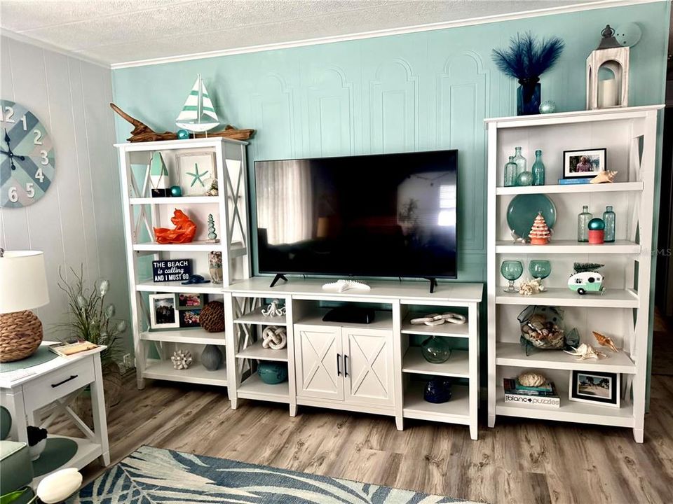 待售: $245,000 (2 贝兹, 2 浴室, 1343 平方英尺)