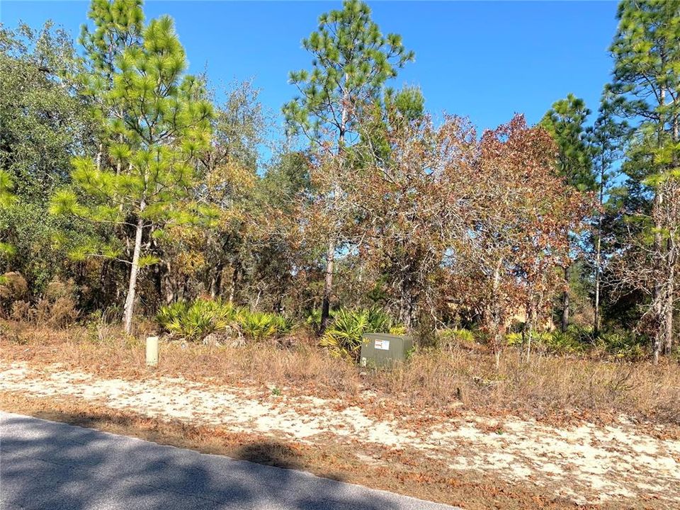 待售: $30,000 (0.38 acres)