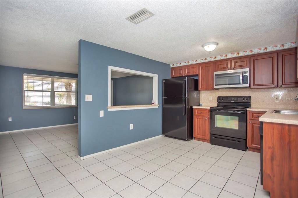 В аренду: $1,400 (2 спален, 2 ванн, 800 Квадратных фут)