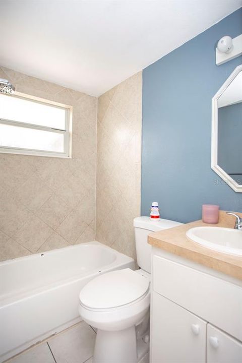 В аренду: $1,400 (2 спален, 2 ванн, 800 Квадратных фут)