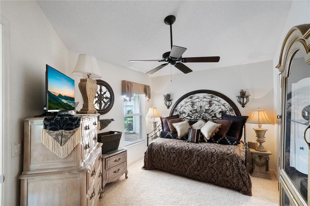 待售: $399,900 (2 贝兹, 2 浴室, 1178 平方英尺)