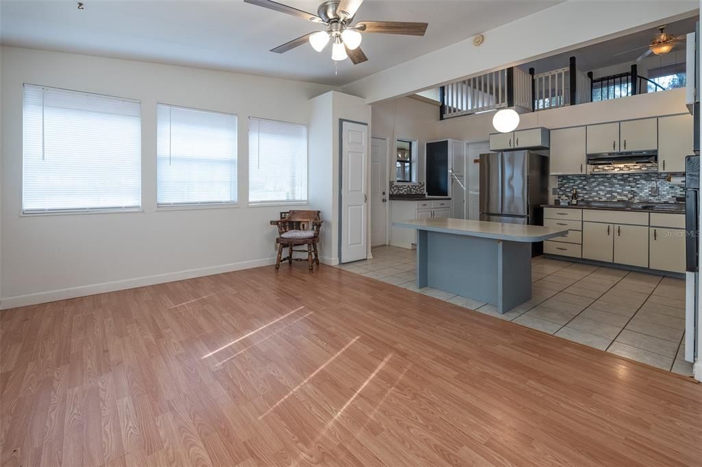 En Venta: $174,900 (2 camas, 1 baños, 1118 Pies cuadrados)