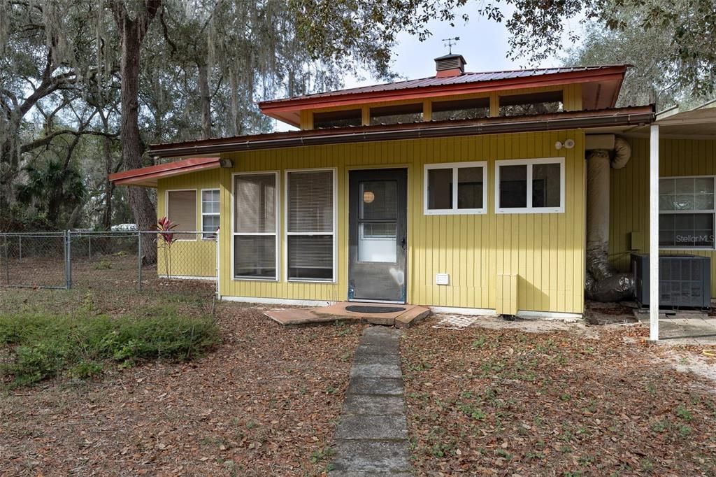 En Venta: $174,900 (2 camas, 1 baños, 1118 Pies cuadrados)