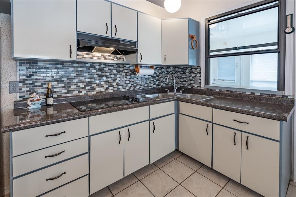 En Venta: $174,900 (2 camas, 1 baños, 1118 Pies cuadrados)