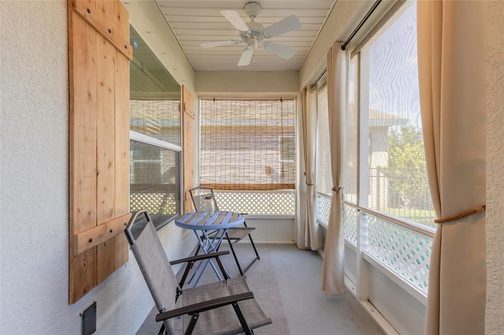 На продажу: $399,000 (3 спален, 2 ванн, 1905 Квадратных фут)