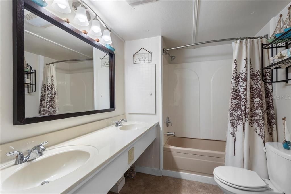 待售: $139,900 (3 贝兹, 2 浴室, 1152 平方英尺)