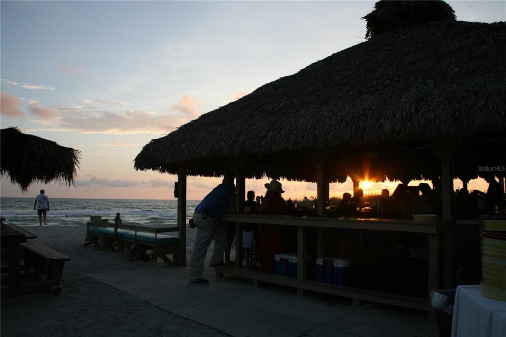 待售: $369,000 (2 贝兹, 2 浴室, 1562 平方英尺)