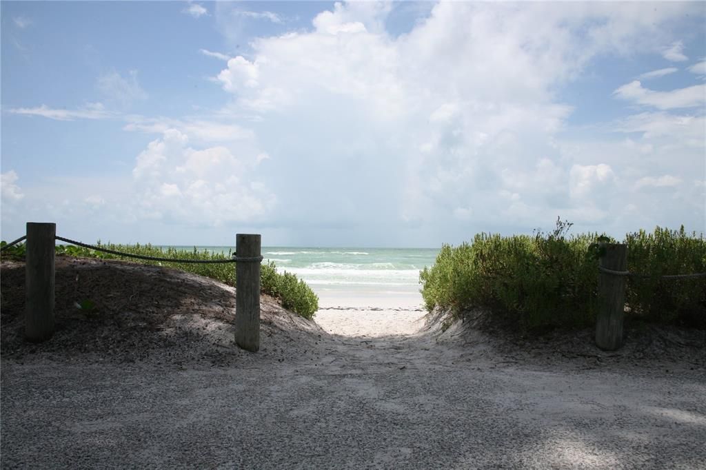 待售: $369,000 (2 贝兹, 2 浴室, 1562 平方英尺)