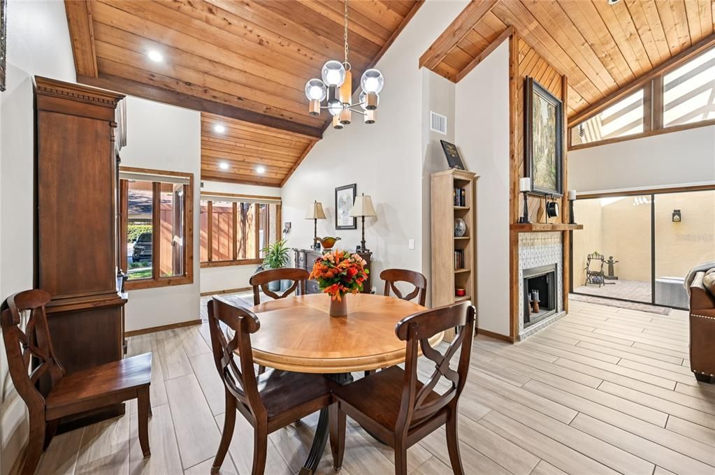 For Sale: $385,000 (3 beds, 2 baths, 1650 Square Feet)