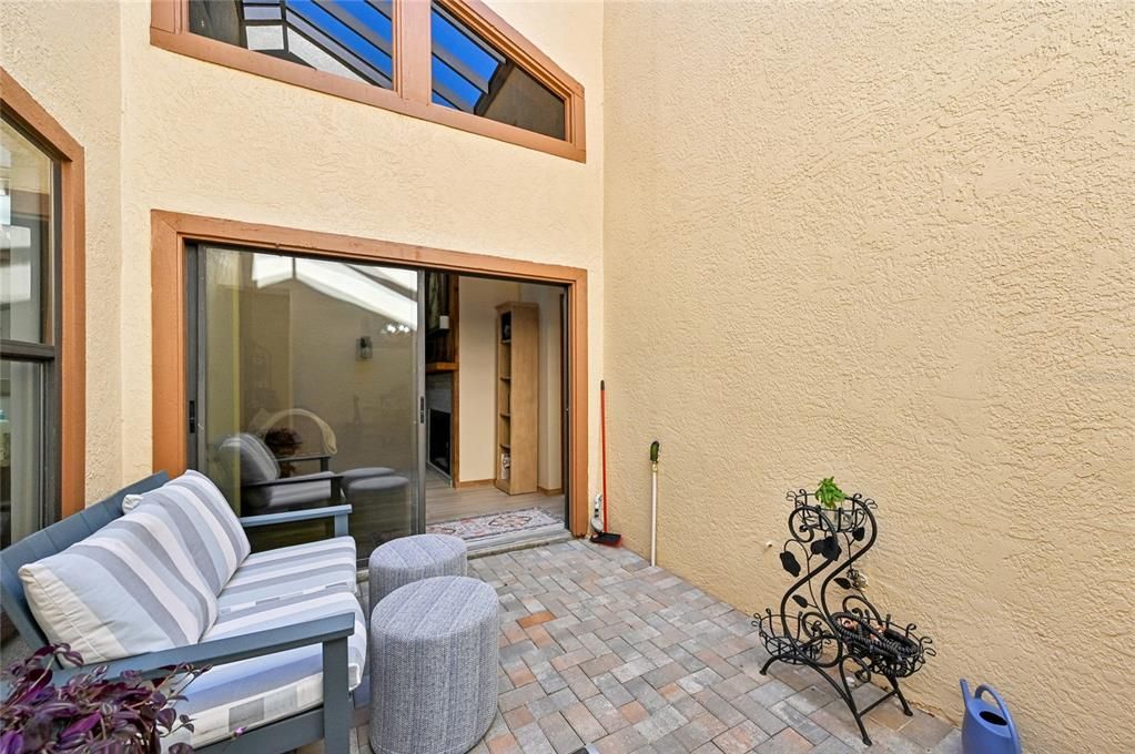 For Sale: $385,000 (3 beds, 2 baths, 1650 Square Feet)