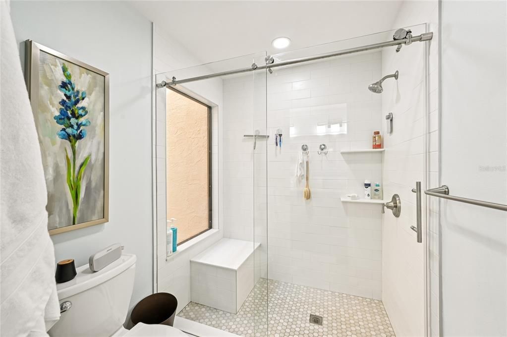 For Sale: $385,000 (3 beds, 2 baths, 1650 Square Feet)