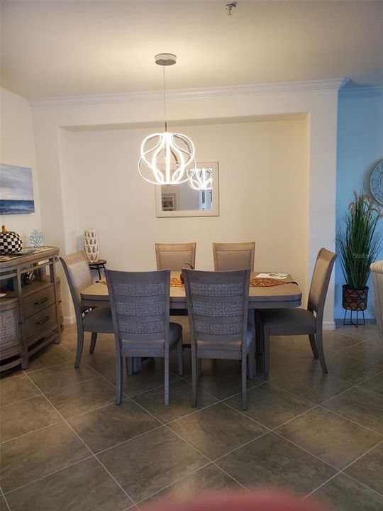 For Sale: $375,000 (3 beds, 2 baths, 1769 Square Feet)